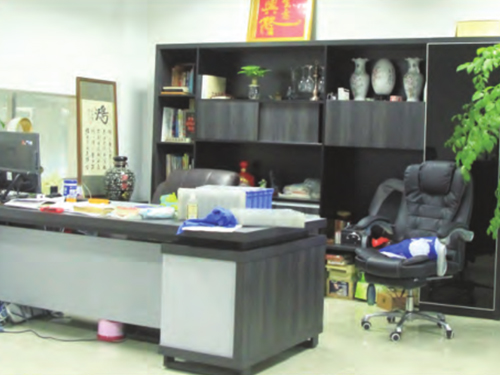 電動型材快速卷簾門